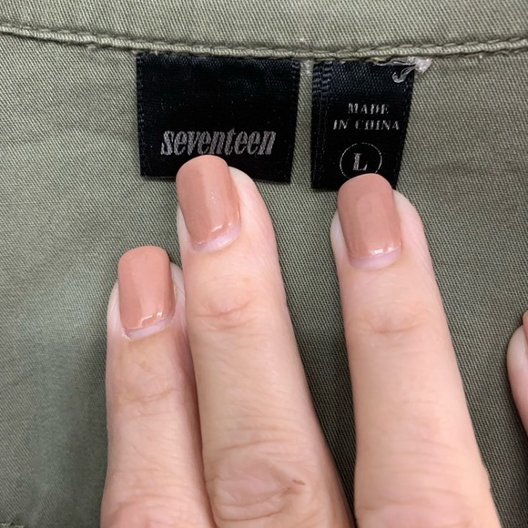 Y2K Grunge Army Green Shacket by Seventeen Whimsigoth 90’s - Picture 5 of 10